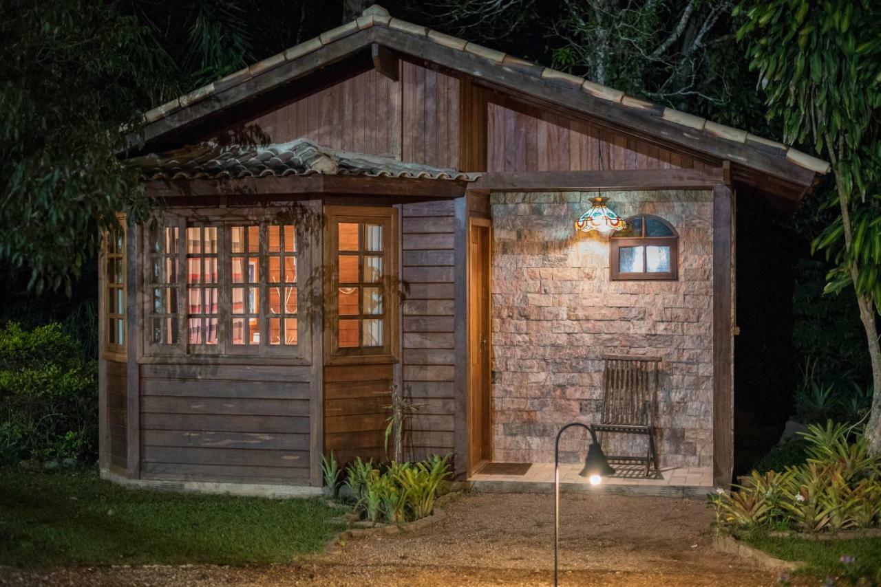 Pousada Quinta dos Pássaros Itaipava Esterno foto